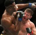 Francis Ngannou Akui Remehkan Miocic