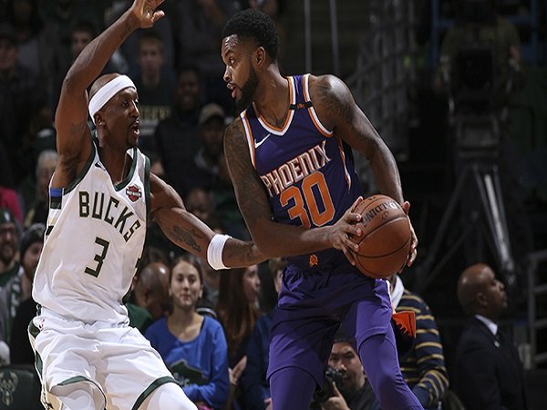 Meski Tidak Diperkuat Antetokounmpo, Bucks Tetap Mampu Kalahkan Suns