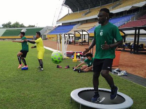 Bio Paulin Sabar Tunggu Kejelasan dari Manajemen Sriwijaya FC