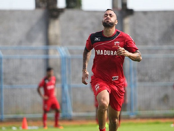 Miliki 6 Legiun Asing, Madura United Harus Coret Pemain