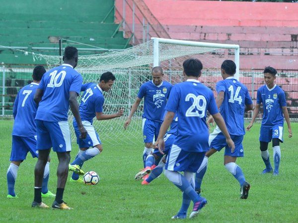 TC di Tiga Kota, Misi Tim Pelatih Persib Mulai Terasa Dampaknya