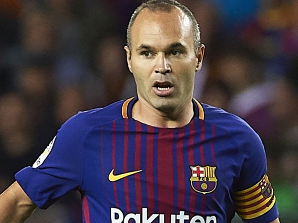 Fabregas: Iniesta Masih Berkualitas, Umur Bukan Masalah Baginya