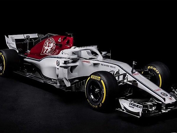 Sauber Perkenalkan Mobil C37, Hasil Kolaborasi dengan Alfa Romeo