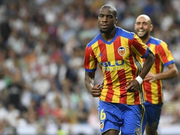 Kondogbia Siap Keluarkan Rp 414 M untuk Bertahan di Valencia