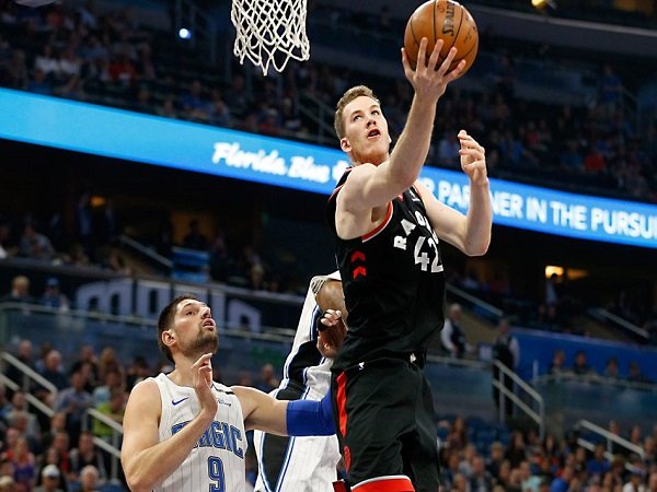 Toronto Raptors Permalukan Tuan Rumah Orlando Magic