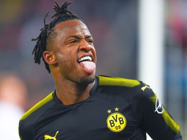 Bashuayi Fokus Pada Dortmund, Tak Ingin Bahas Masa Depan