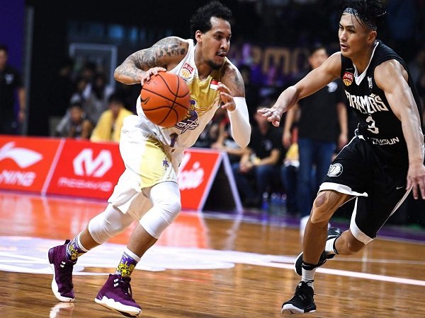 CLS Knights Kejutkan Singapore Slingers