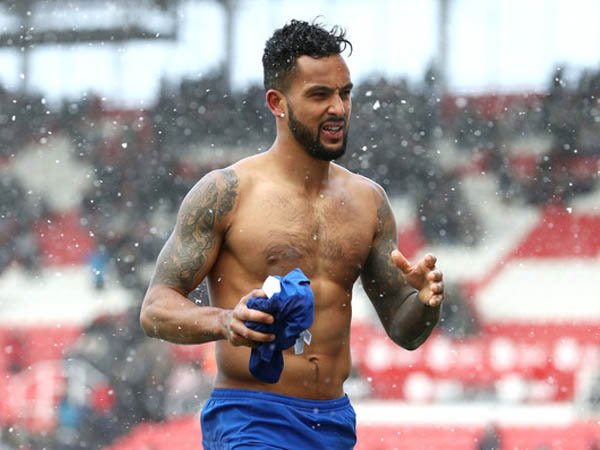 Berhasil Tunjukkan Kelasnya, Theo Walcott Puji Penampilan Cenk Tosun