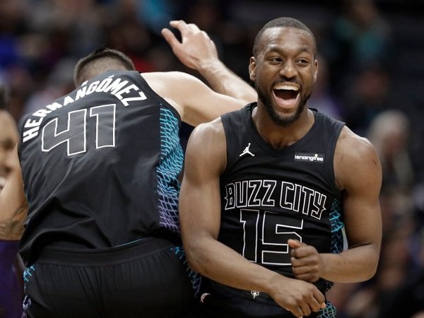 Kemba Walker Pimpin Hornets Bantai Grizzlies