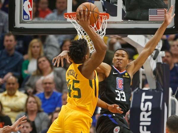 Bermain Tanpa Celah, Jazz Hantam Clippers