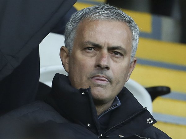 Jose Mourinho: Salah Satu Diantara Guardiola dan Raiola Adalah Pembohong!