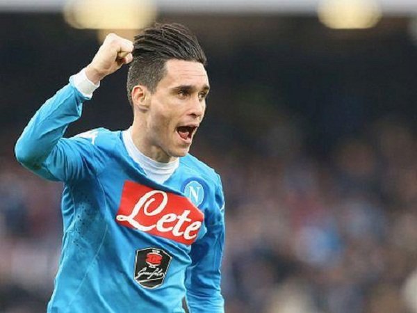 Sukses Bajak Reina, Milan Kembali Bidik Bintang Napoli