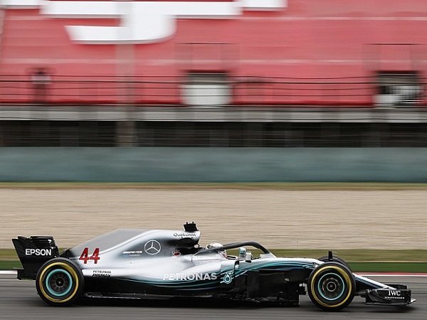 Hasil FP2 GP Tiongkok: Lewis Hamilton Unggul Tipis Atas Kimi Raikkonen