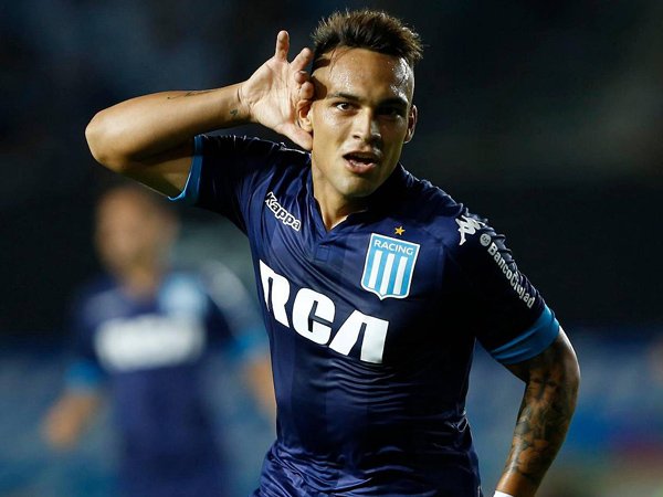 Lautaro Martinez Tegaskan Dirinya Belum Jalani Tes Medis di Inter Milan