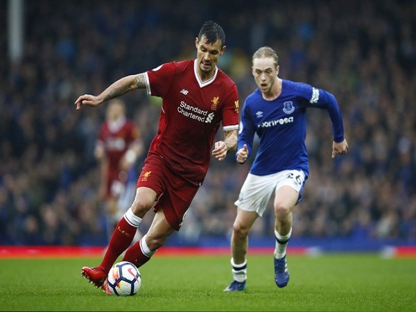 Mengenai Cedera Dejan Lovren, Jurgen Klopp Belum Tahu Banyak