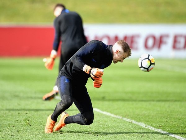 David Seaman Dukung Joe Hart Jadi Kiper Utama Inggris di Piala Dunia