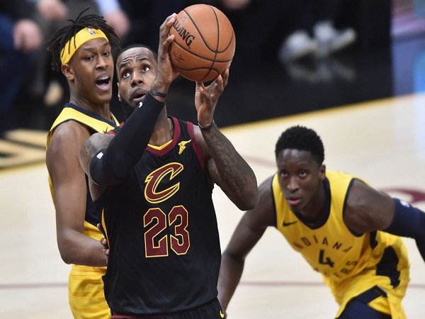 LeBron James Impresif, Cavaliers Menangi Game Dua