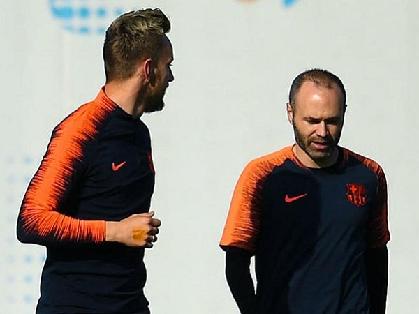 Ivan Rakitic Sangat Berharap Andres Iniesta Bertahan