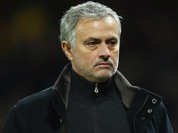 Jose Mourinho Puji Permainan Solid MU Saat Sukses Kalahkan Spurs