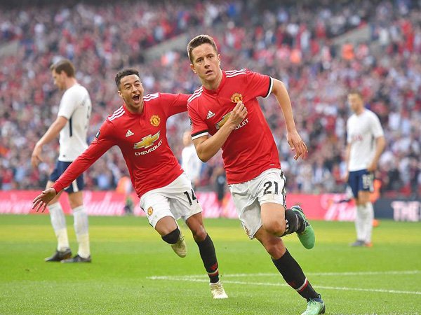 Match Highlight: Manchester United 2-1 Tottenham, Ander Herrera Bawa United ke Final Piala FA