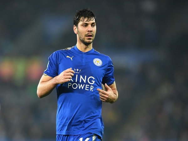 Aleksandar Dragovic Minta Leicester Alihkan Fokus Hadapi Crystal Palace