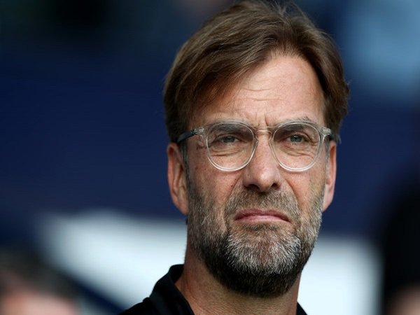 Jurgen Klopp Peringatkan Fans Liverpool untuk Tidak Serang Bus Roma