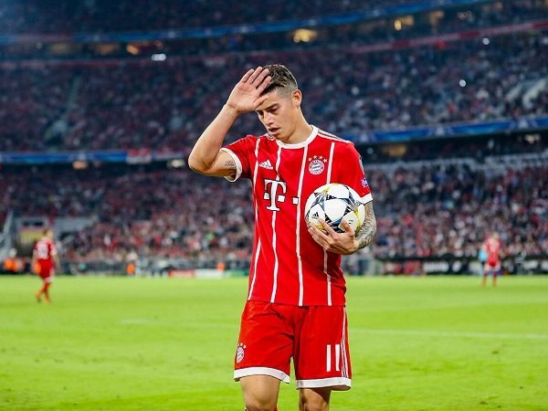 Dirumorkan Balik ke Real Madrid, James Rodriguez Bungkam