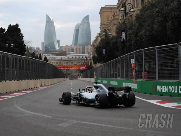 Hasil Lengkap F1 GP Azerbaijan, Hamilton 'Beruntung' Jadi Juara