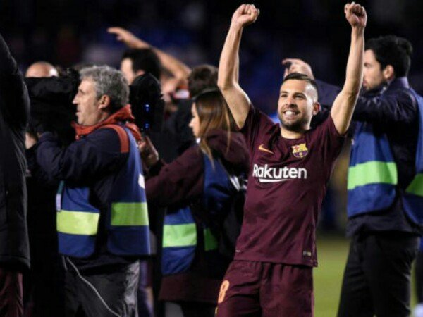 Jordi Alba Bicara Soal 'Guard of Honour' dari Real Madrid