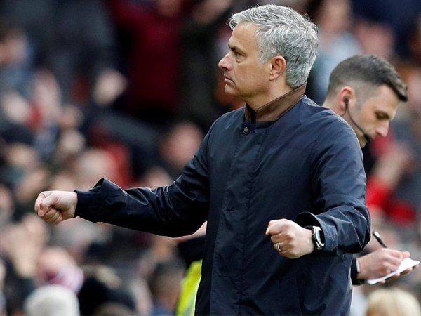 Menang Tipis Atas Arsenal, Jose Mourinho Sebut MU Hanya Beruntung