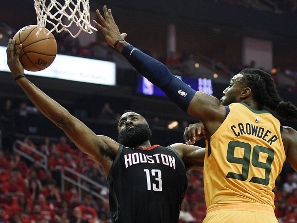 Rockets Amankan Kemenangan Pertama Kontra Jazz