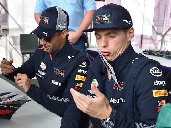 Usai Tabrakan di GP Azerbaijan, Verstappen Tegaskan Tak Ada Dendam Dengan Ricciardo