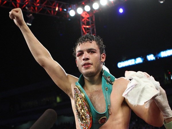 Julio Cesar Chavez Jr Ingin Kembali Naik Ring