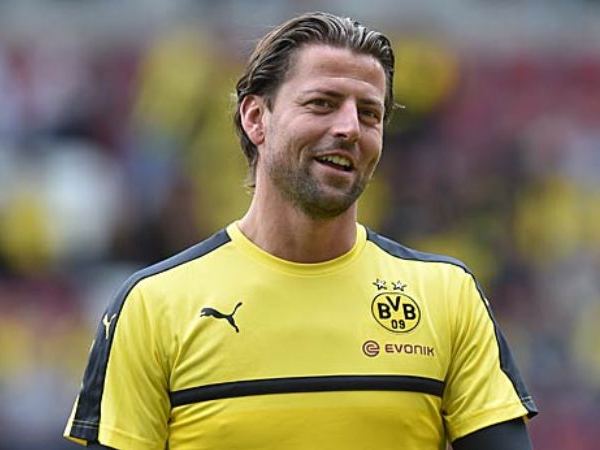 Akhir Era Roman Weidenfeller Bersama Dortmund