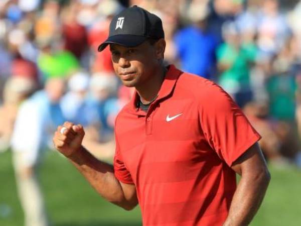 Pegolf Tiger Woods Naik ke Peringkat 67 Dunia