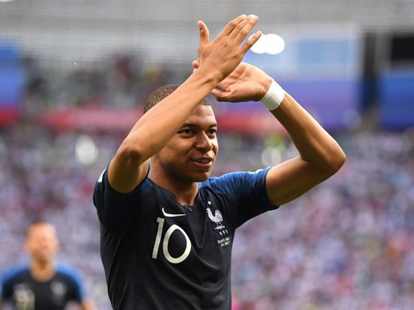 Bintang Belgia ini Sebut Performa Kylian Mbappe Mirip Lionel Messi