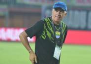 Pelatih Persib Sumringah Bawa Pulang Poin dari Serui