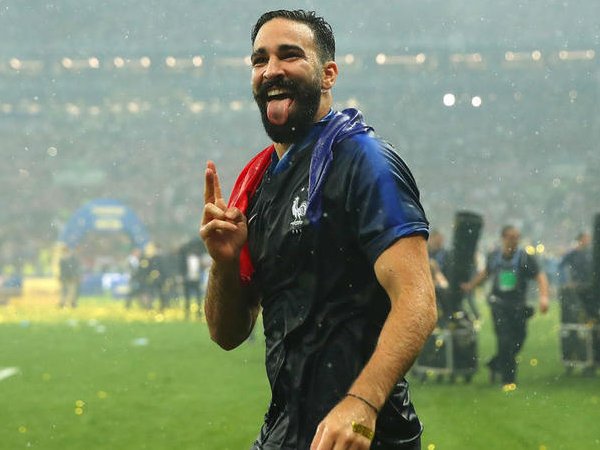 Usai Bawa Prancis Juara Dunia, Adil Rami Malah Putuskan Pensiun