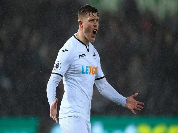 Fulham dan Swansea Sepakati Harga Transfer Mawson