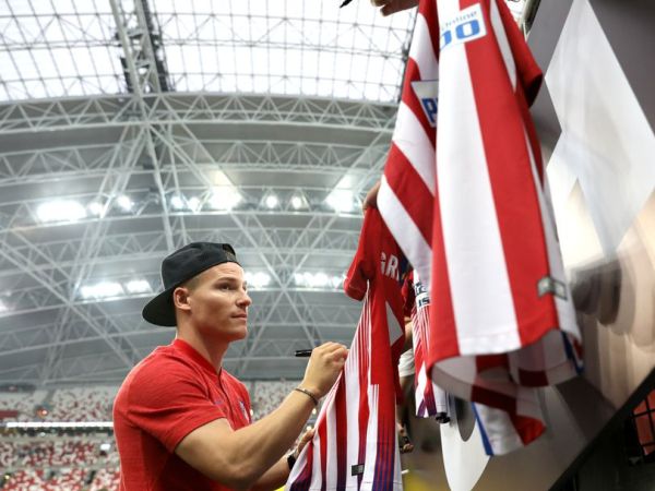 Atletico Ingin Valencia Naikkan Tawaran Untuk Gameiro