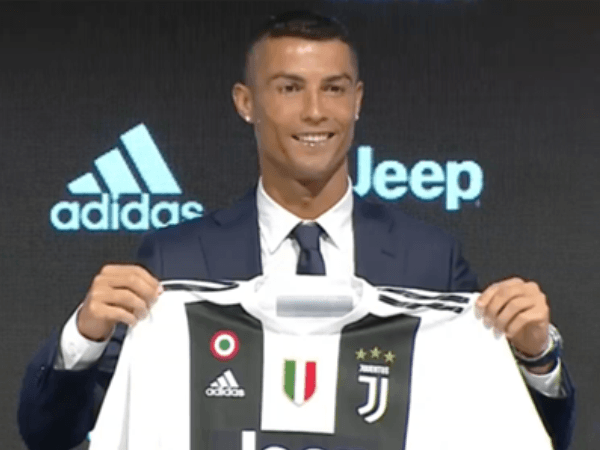 Bek Roma Sebut Kedatangan Ronaldo ke Juventus Bagus Buat Serie A