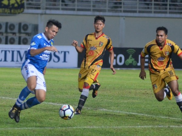 Perasaan Striker Muda Persib Jalani Laga Debut Profesional