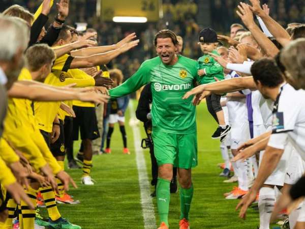 Perpisahan Sempurna Roman Weidenfeller dengan Dortmund