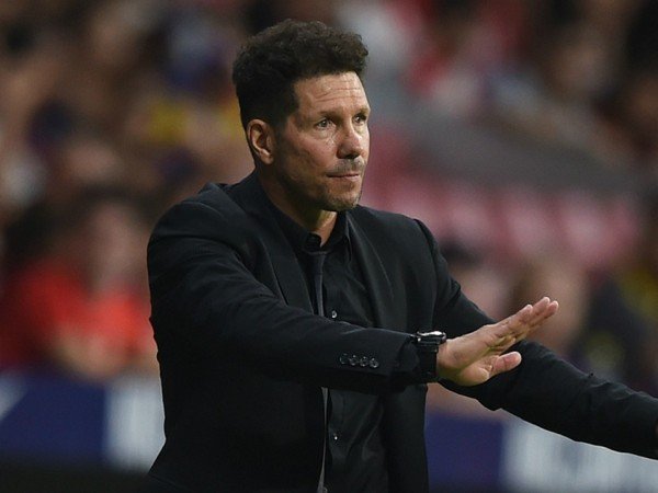 Simeone Sebut Real Madrid Tak Terpengaruh Kepergian Ronaldo