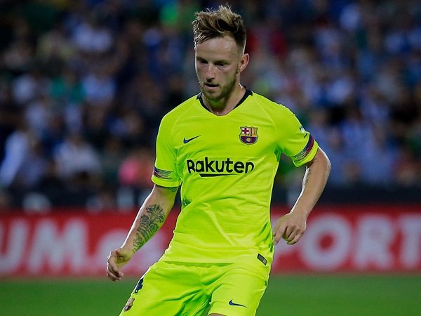 Barcelona Tegaskan Tidak Pernah Pertimbangkan untuk Jual Rakitic