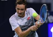 Daniil Medvedev Dominasi Dusan Lajovic Di Moskow