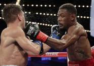 Taklukkan Derevyanchenko, Jacobs Sabet Juara Menengah IBF