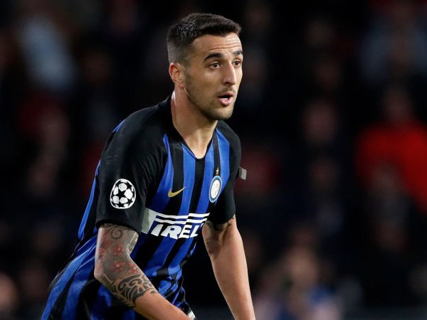 Vecino Minta Lupakan Barcelona dan Fokus Tumbangkan Tottenham Hotspur