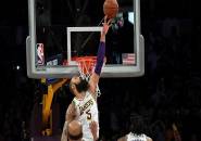 Aksi Tyson Chandler Menangkan Lakers Atas Hawks