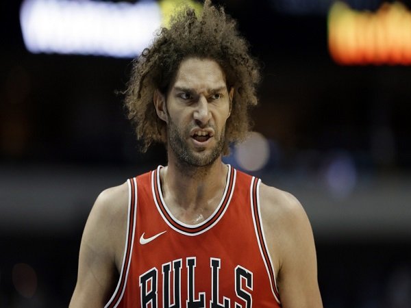 Warriors Mulai Pasang Radar Kepada Robin Lopez